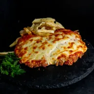 Ternera empanada a la napolitana